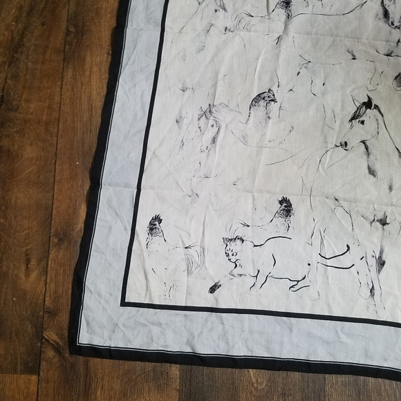 Aminal print scarf - Picture 8 of 8